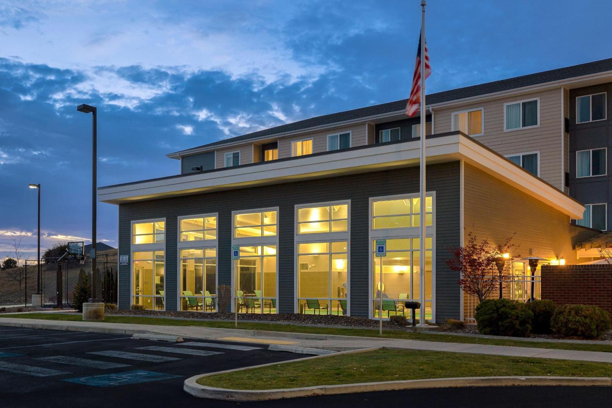 Residence Inn By Marriott Pullman Esterno foto